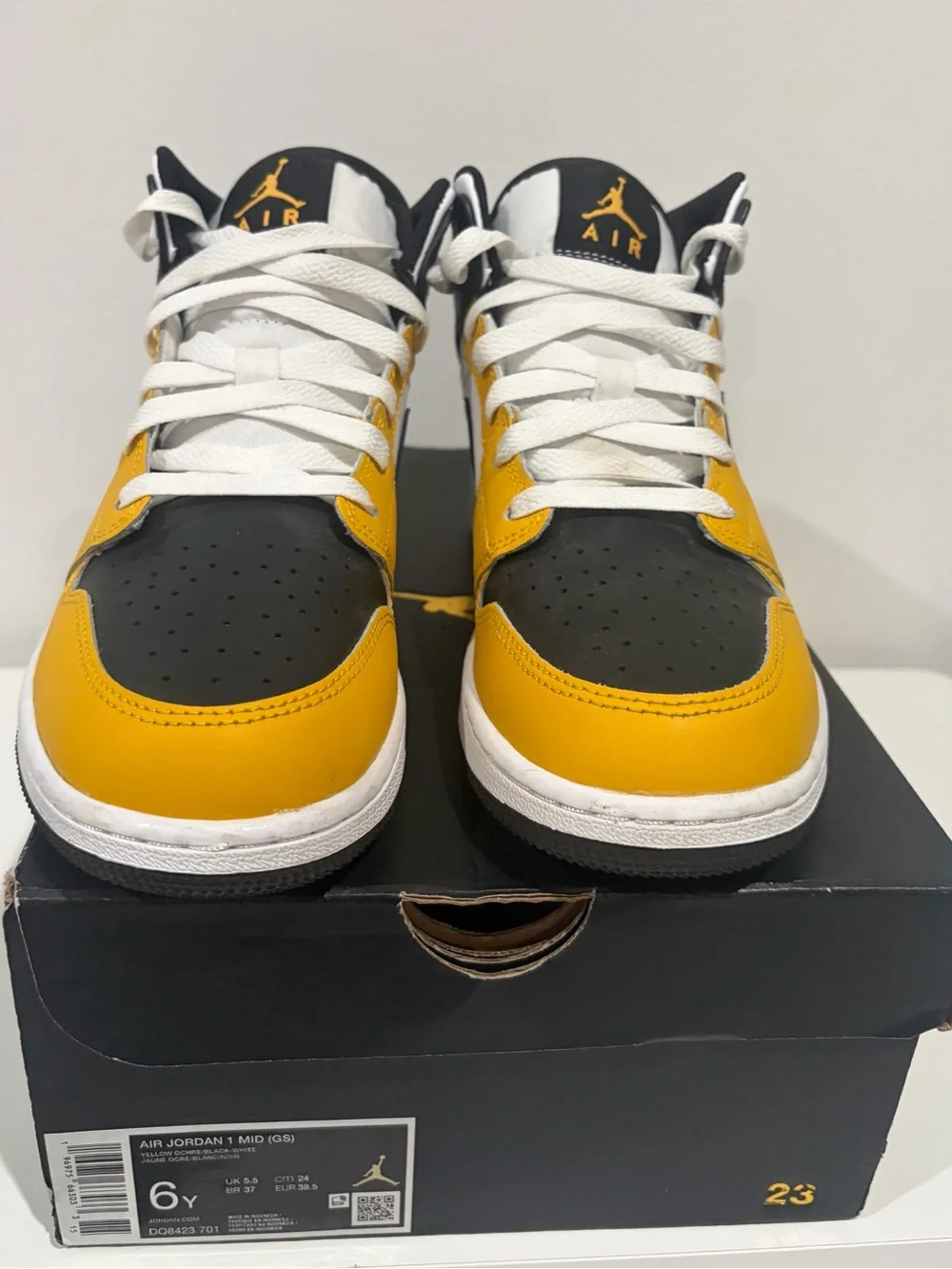 Nike Jordan 1 Mid Kids 6Y Sneakers - White, Black & Yellow